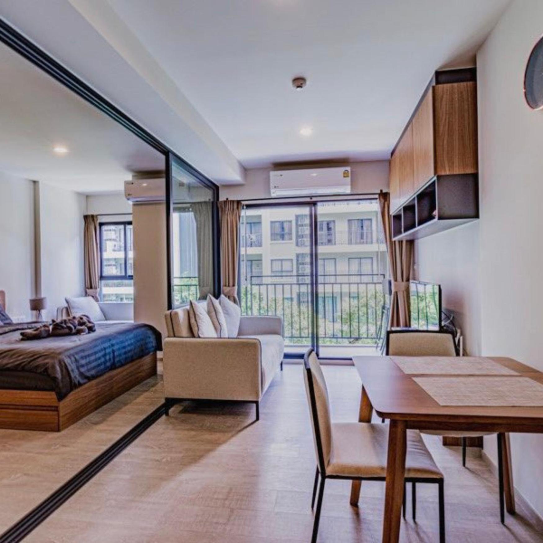 A Luxurious And Romantic At Lacasita By Pikul Apartment Hua Hin