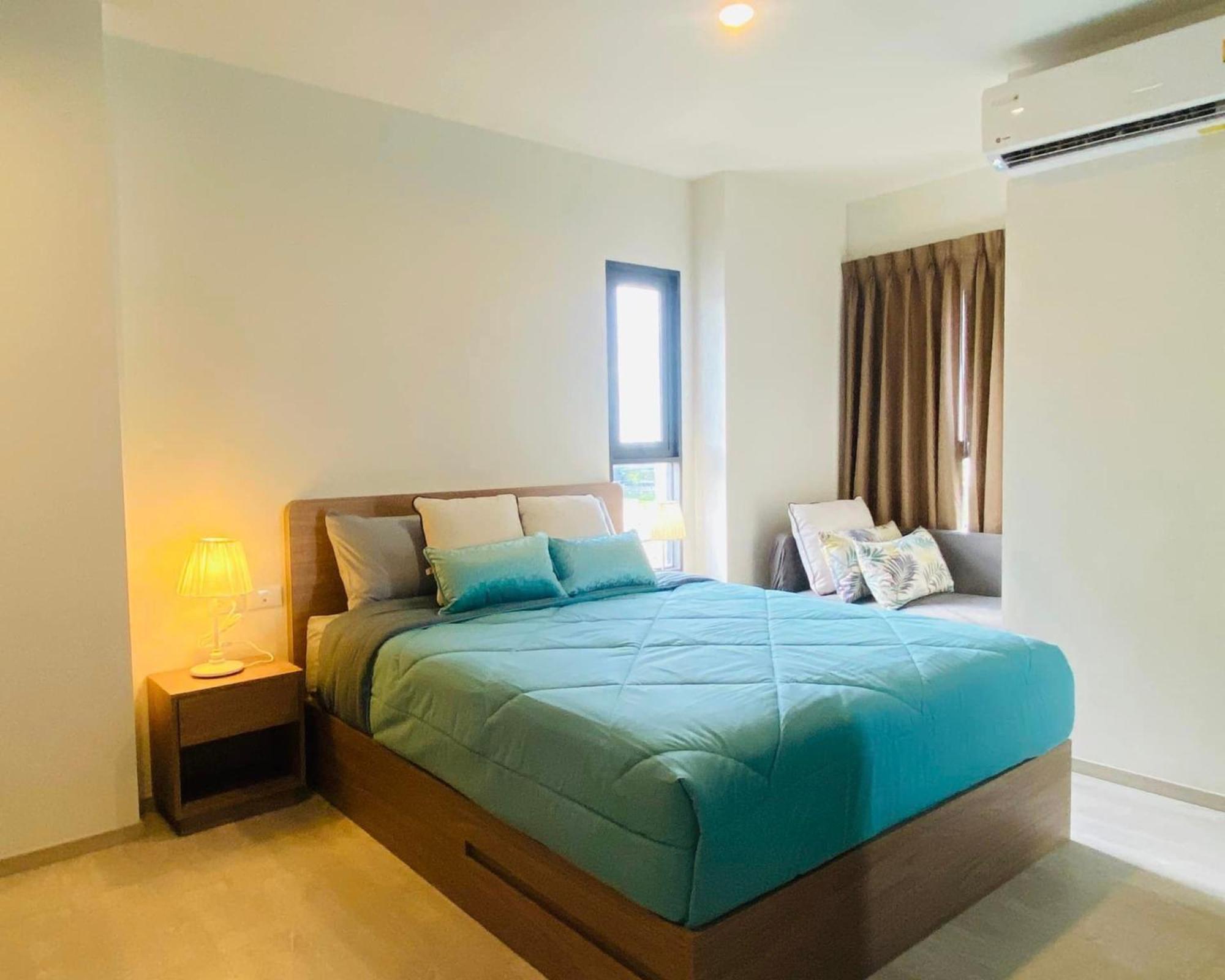 A Luxurious And Romantic At Lacasita By Pikul Apartment Hua Hin